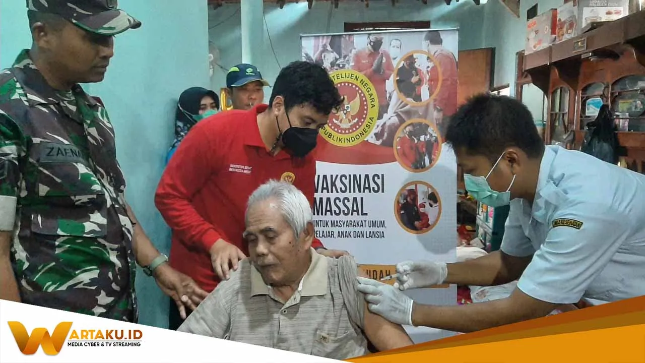 Masyarakat Karangdinoyo Sambut Antusias Vaksinasi Yang Diselenggarakan Binda Jatim Wilayah Bojonegoro 2