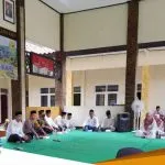 Puluhan Warga Montong Hadiri Ngajo Bareng Mas Camat