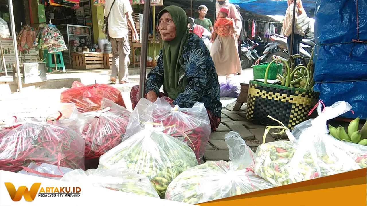 Semakin Pedas, Harga Cabai Di Pasar Bojonegoro Tembus Rp 110 Ribu Per Kilogaram 1 Semakin Pedas Harga Cabai Di Pasar Bojonegoro Tembus Rp 110 Ribu Per Kilogaram 1