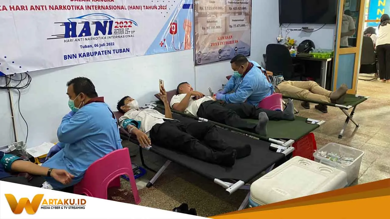 Bersama PMI BNNK Tuban Adakan Donor Darah