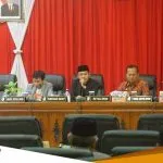 Bupati Anna Dan DPRD Bojonegoro Bahas Raperda Dana Abadi Pendidikan Berkelanjuan Di Sidang Paripurna