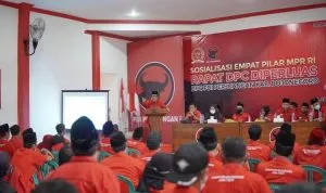 Abidin Fikri Ingatkan Kader PDIP Bojonegoro Pahami Peran Paratai Sesuai UUD 1945 