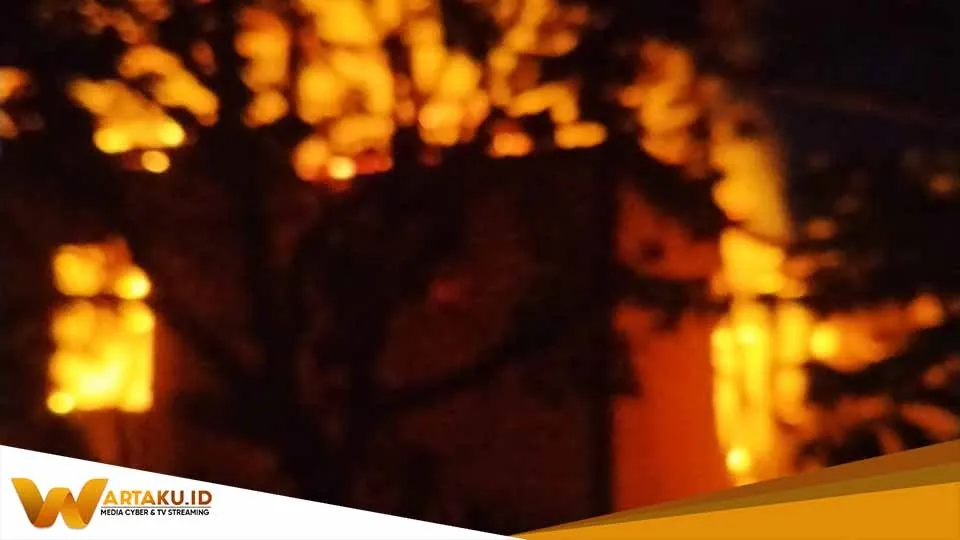 Kebakaran Rumah Di Tluwe Soko Kab. Tuban Kerugian Capai 18 M