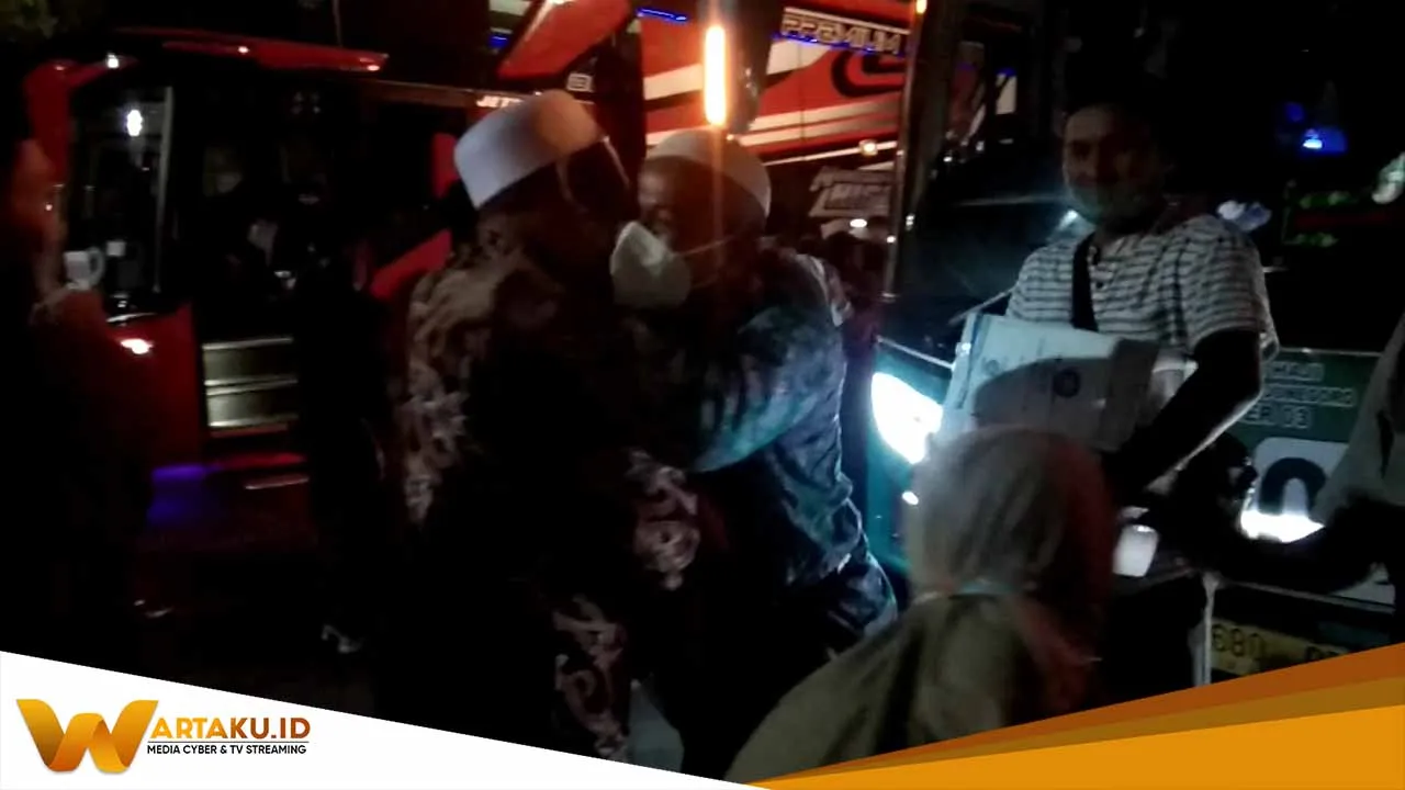 Lengkap 709 Jamaah Haji Asal Bojonegoro Tiba