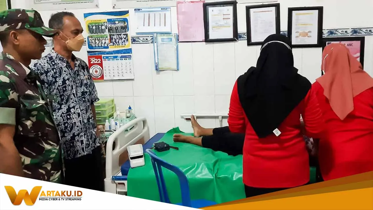 Sukseskan HARGANAS Ke 29 Babinsa Koramil Ngambon Bojonegoro Laksanakan Pendampingan Pelayanan KB MKJP