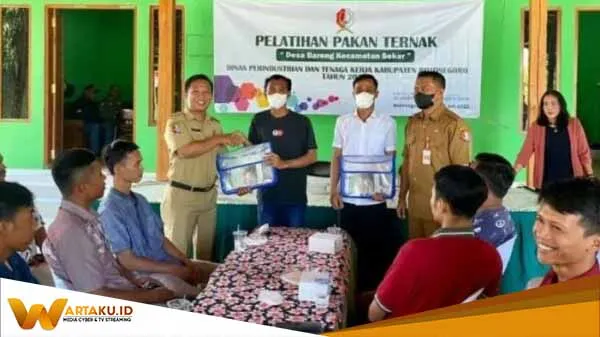 Tingkatkan Produksi Ternak Pemkab Bojonegoro Gelar Pelatihan Pakan Ternak Di Desa Bareng Kecamatan Sekar