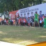 Rayakan Kemerdekaan RI Sejumlah Siswa Ikuti Lomba Tradisional 2