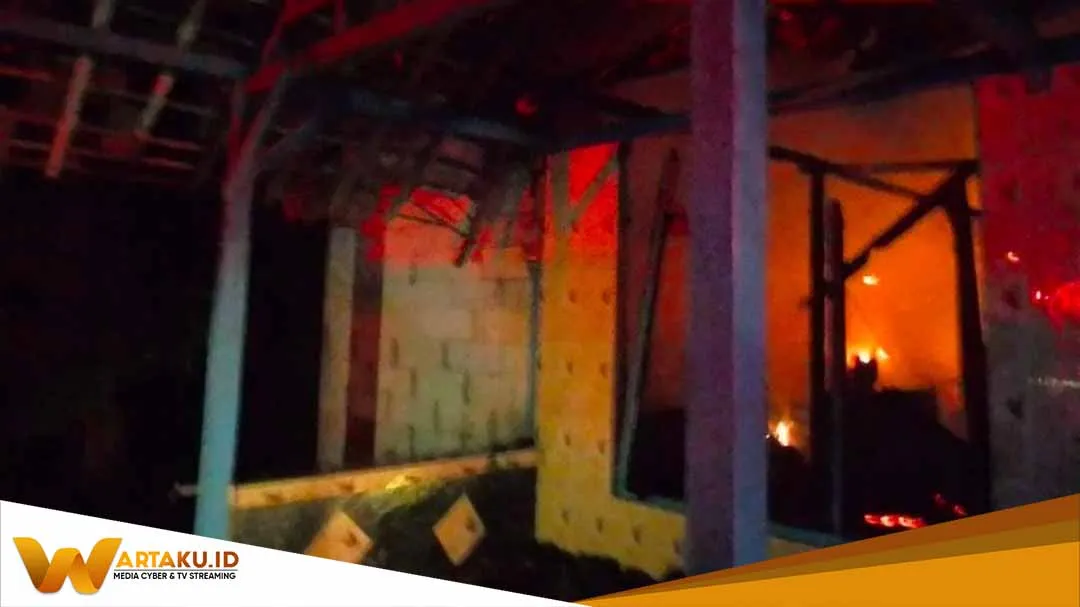 Akibat Konsleting Listrik Satu Rumah Di Kadewan Hangus Terbakar 2