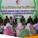 Bupati Bojonegoro Kukuhkan Pengurus Jamaah Tahlil Putri Kecamatan Gayam Tangkal Radikalisme