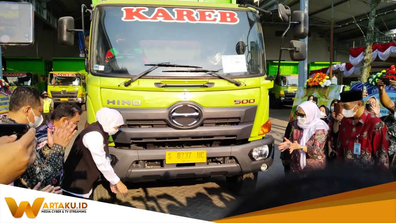Launching 15 Dump Truck dan Pelatihan Usaha di Koperasi Kareb, Gubernur Jatim Pacu Kemajuan Koperasi Lain di Jatim 1 Launching 15 Dump Truck Dan Pelatihan Usaha Di Koperasi Kareb Gubernur Jatim Pacu Kemajuan Koperasi Lain Di Jatim 1