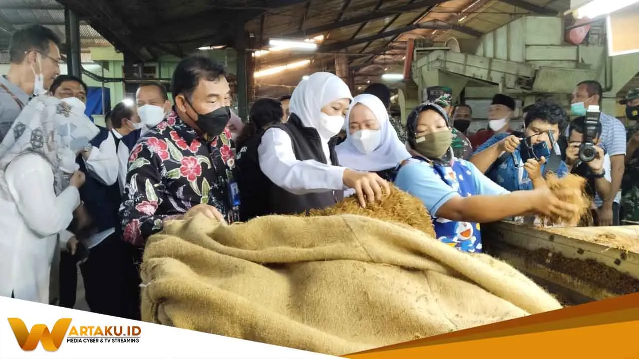 Launching 15 Dump Truck Dan Pelatihan Usaha Di Koperasi Kareb Gubernur Jatim Pacu Kemajuan Koperasi Lain Di Jatim 2