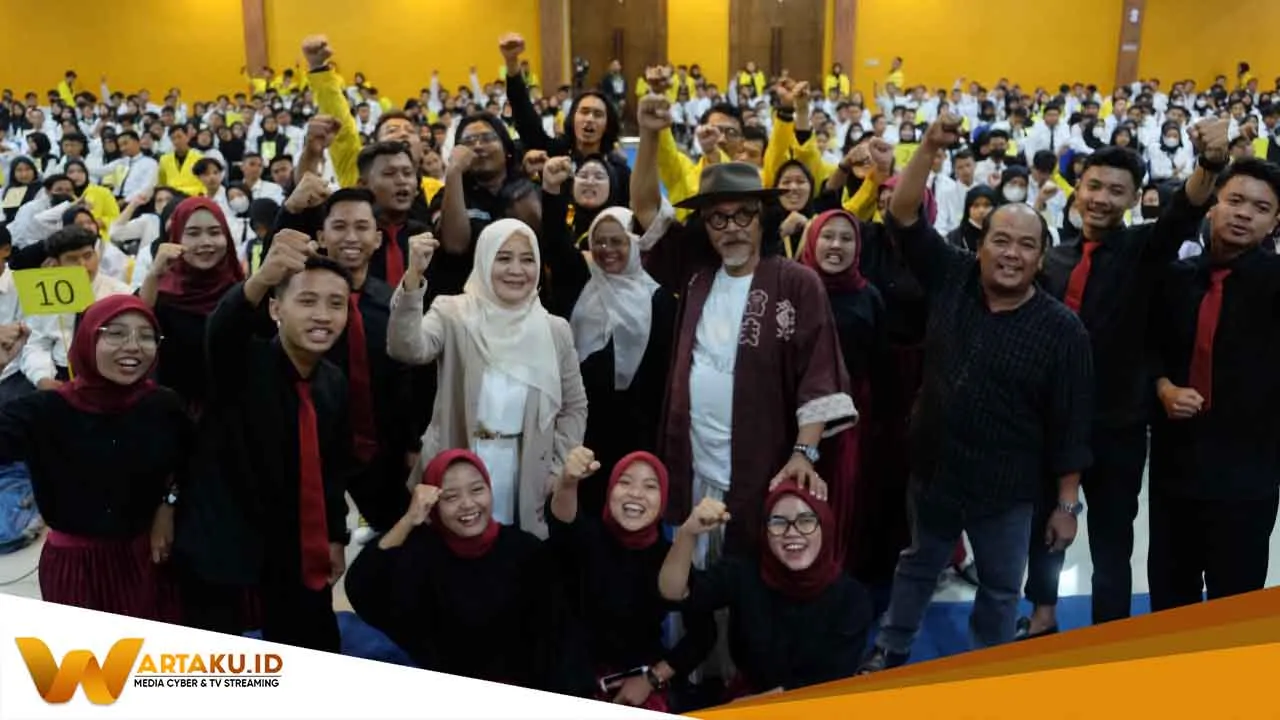Presiden Jancuker Sudjiwo Tedjo Gembleng Mahasiswa Baru di PKKMB Unigoro Presiden Jancuker Sudjiwo Tedjo Gembleng Mahasiswa Baru Di PKKMB Unigoro