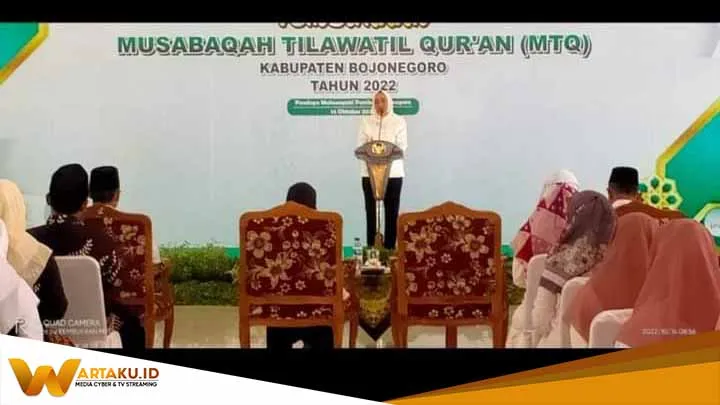 Bupati Anna Buka MTQ Kabupaten Bojonegoro Tahun 2022, Ajarkan Nilai Al-Quran Bupati Anna Buka MTQ Kabupaten Bojonegoro Tahun 2022 Ajarkan Nilai Al Quran