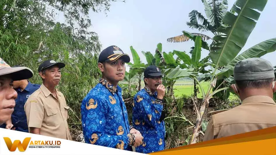 Bupati Tuban Tinjau Lokasi Rawan Banjir Di Kecamatan Soko 1