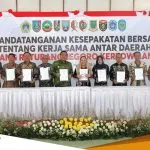 GREBANG RATUBANGNEGORO KERTOWILANGAN Pintu Kerjasama Pembangunan Kawasan 1