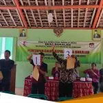 Kapolsek Amankan Pengundian Nomor Urut Bacakades Bakalan 1 Kapolsek Amankan Pengundian Nomor Urut Bacakades Bakalan 1