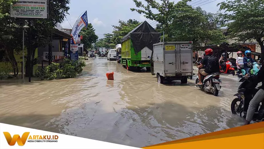 Akibat Luapan Waduk Pacal Sejumlah Desa Dan Jalan Nasional Di Bojonegoro Terendam Banjir 2