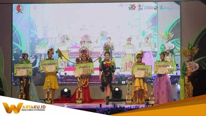 Cinta Produk Lokal Bojonegoro Fashion Street Fruit And Veggie Berlangsung Meriah