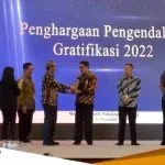 Sukses Kendalikan Gratifikasi Bojonegoro Raih Penghargaan Dari KPK