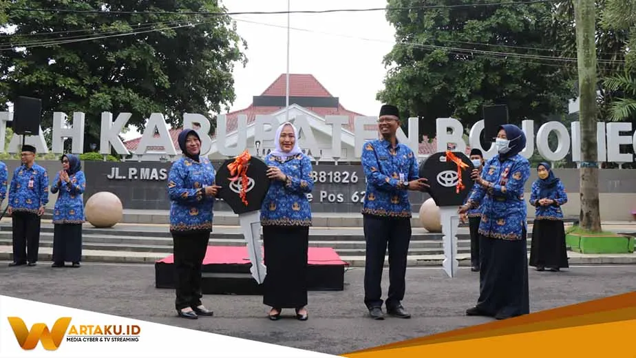 Sumringah 28 Camat Di Kabupaten Bojonegoro Terima Mobil Baru 2