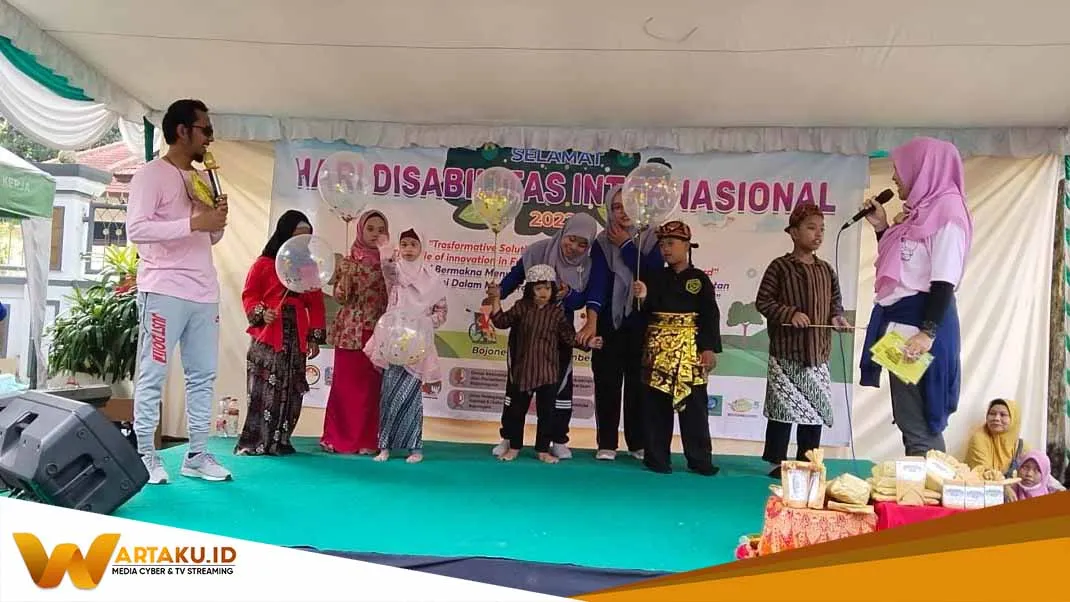 135 Disabilitas Bojonegoro Ikuti Pawai Mandiri Tanpa Diskriminasi Di CFD 2
