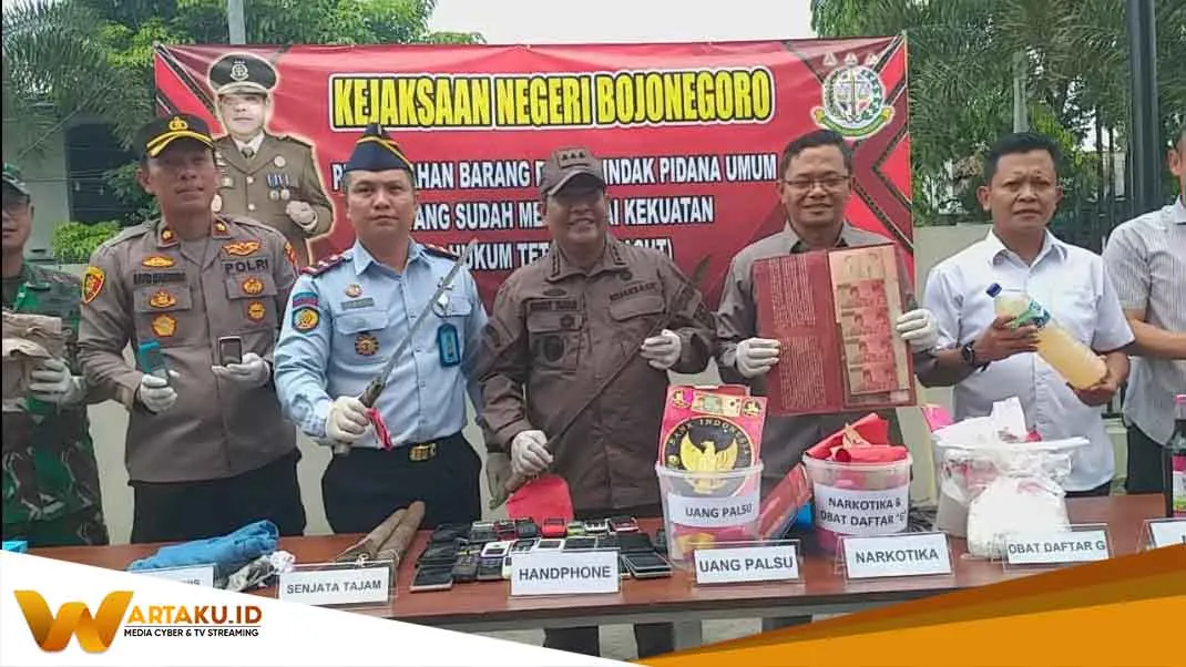 Kejari Bojonegoro Musnahkan Sejumlah Barang Bukti Paling Banyak Narkotika
