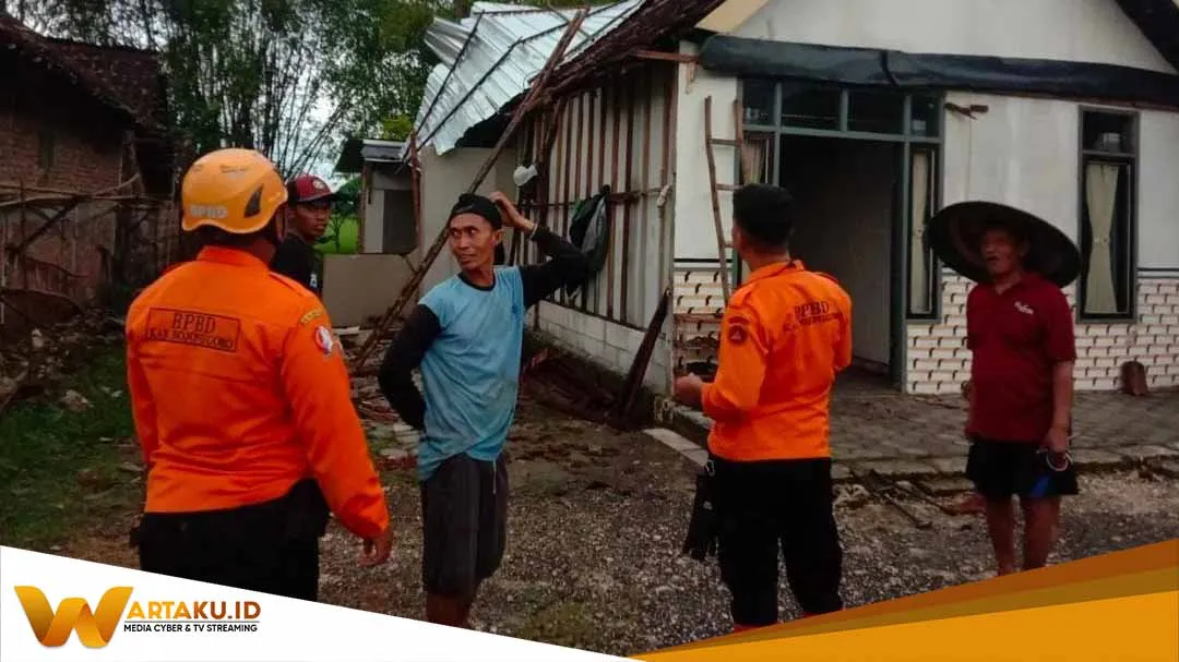 Puluhan Rumah Di Bojonegoro Rusak Diterjang Angin Puting Beliung 1