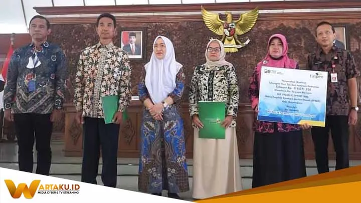 Bupati Bojonegoro Berharap PNS Purna Tugas Berperan Aktif Bagi Lingkungannya