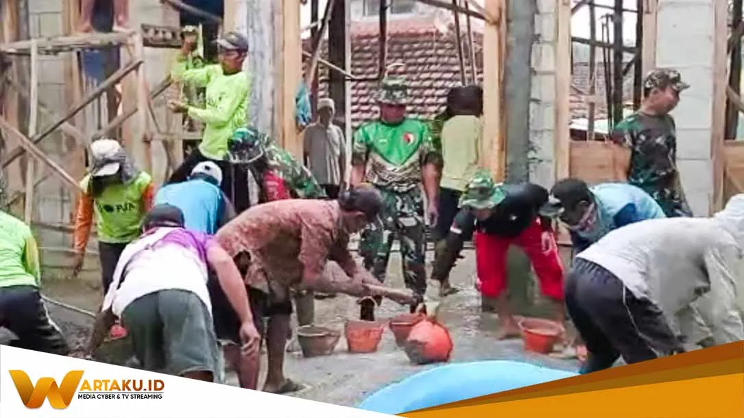 Mantapkan Kemanunggalan TNI-Rakyat, Babinsa Temayang Bojonegoro Laksanakan Karya Bakti Pembangunan Musholla Desa Pandantoyo Mantapkan Kemanunggalan TNI Rakyat Babinsa Temayang Bojonegoro Laksanakan Karya Bakti Pembangunan Musholla Desa Pandantoyo