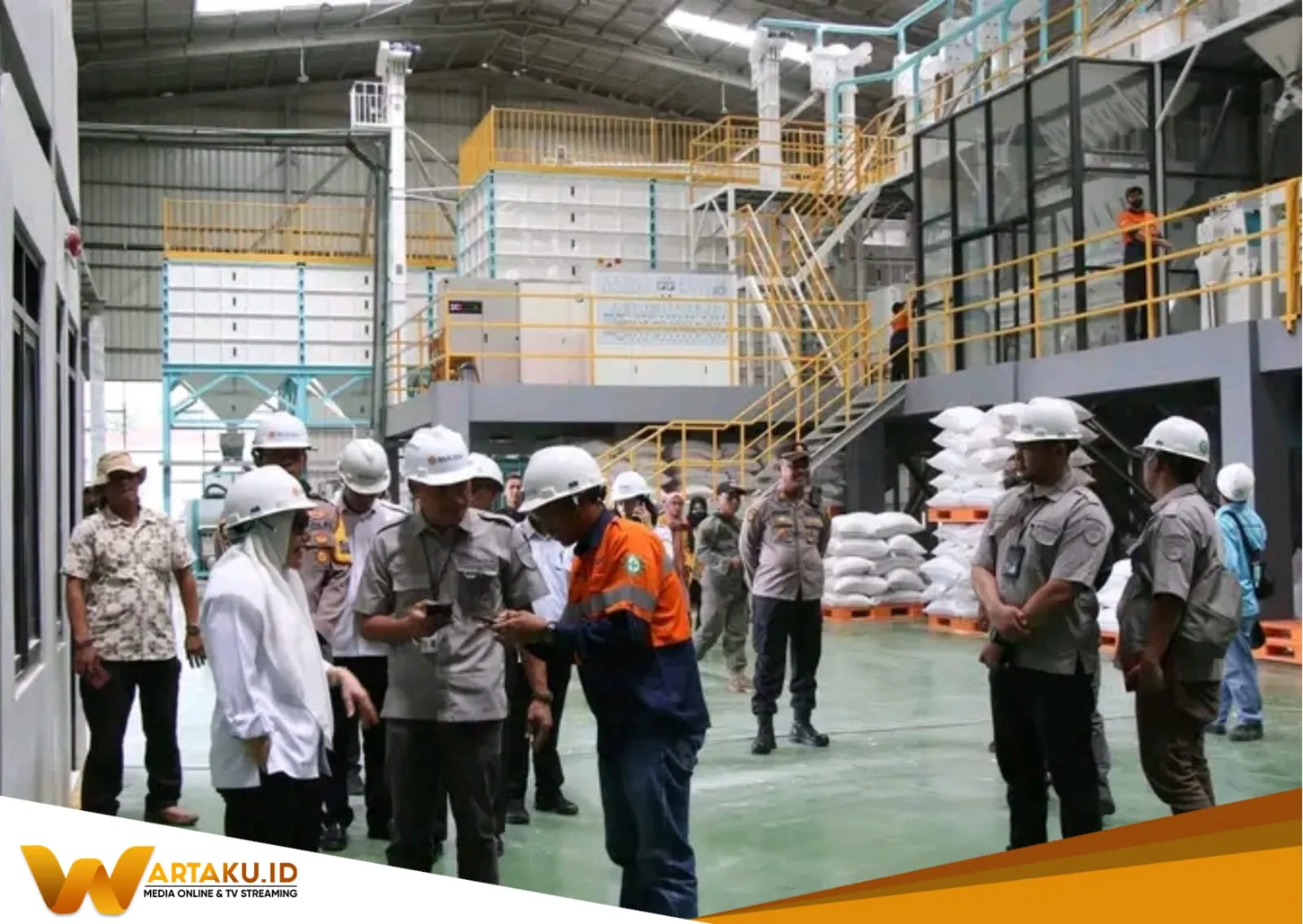 Bupati Bojonegoro datangi bulog Bupati Bojonegoro Datangi Bulog