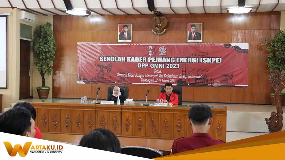 GMNI Buka Sekolah Energi, Bupati Saatnya Kita Transformasi Energi 2 GMNI Buka Sekolah Energi Bupati Saatnya Kita Transformasi Energi 2