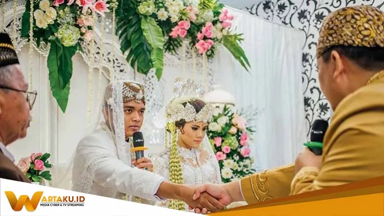 523 Pasangan Pengantin Menikah Malem Di Songo