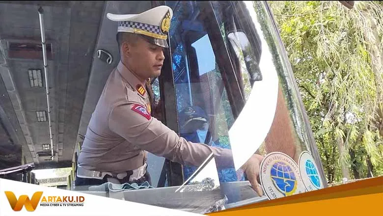 Dua Armada Bus Di Terminal Rajekwesi Ditemukan Tidak Layak Jalan Saat Ramp Check Oleh Petugas Gabungan 1