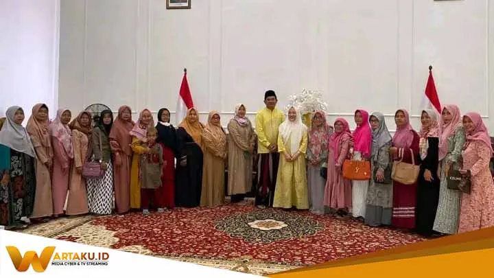 Warga Antusias Ikuti Open House Bupati Bojonegoro