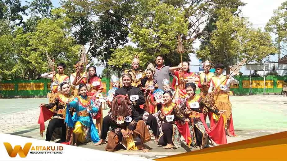 Meriahnya Pagelaran Dramatari Legenda Nusantara Di SMP Negeri 2 Balen 1