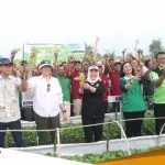 Bupati Bojonegoro Serahkan Bibit Tembakau Kepada Petani Berharap Bisa Panen Melimpah