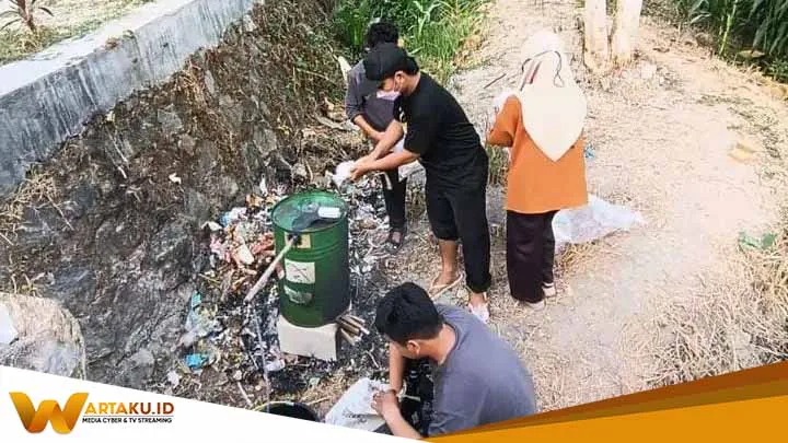Mahasiswa Unugiri Olah Sampah Plastik Jadi Bahan Bakar Cair