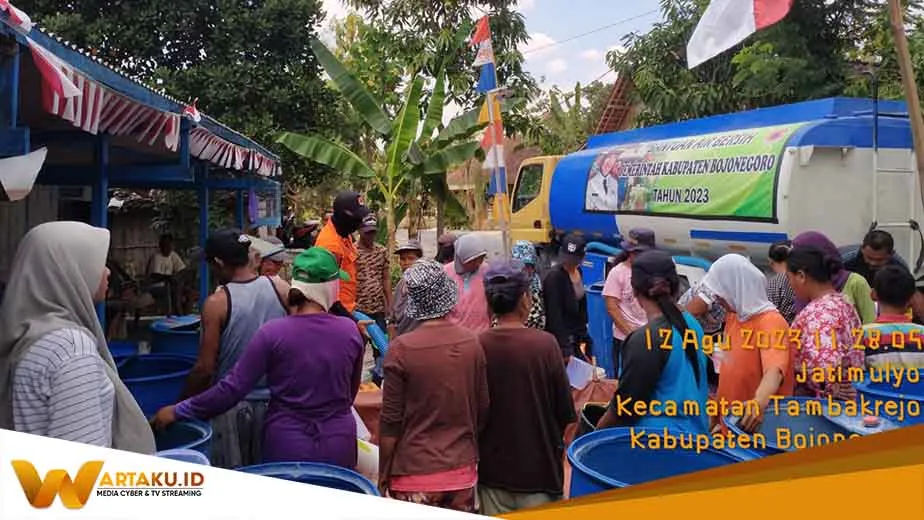 BPBD Salurkan Sebanyak 3,368 Juta Liter Air Bersih di Belasan Kecamatan Terdampak Kekeringan 2 BPBD Salurkan Sebanyak 3368 Juta Liter Air Bersih Di Belasan Kecamatan Terdampak Kekeringan 2