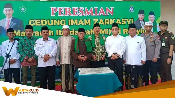 Pj. Bupati Bojonegoro Dampingi Wamenag RI Resmikan Gedung MI di Ponpes Al Rosyid, Tekankan Akses Pendidikan Pj. Bupati Bojonegoro Dampingi Wamenag RI Resmikan Gedung MI Di Ponpes Al Rosyid Tekankan Akses Pendidikan