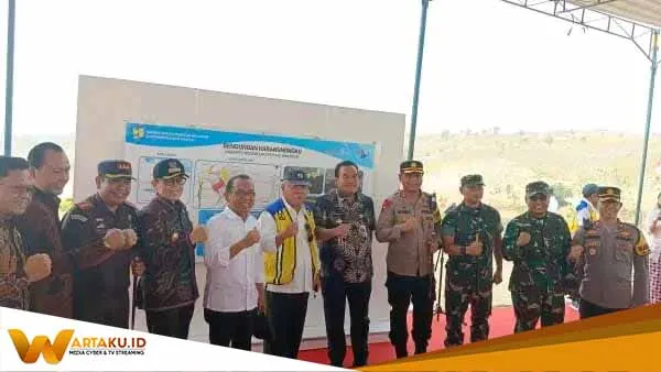 Mensesneg dan Menteri PUPR Tinjau Lokasi Rencana Pembangunan Bendungan Karangnongko Bojonegoro Mensesneg Dan Menteri PUPR Tinjau Lokasi Rencana Pembangunan Bendungan Karangnongko Bojonegoro