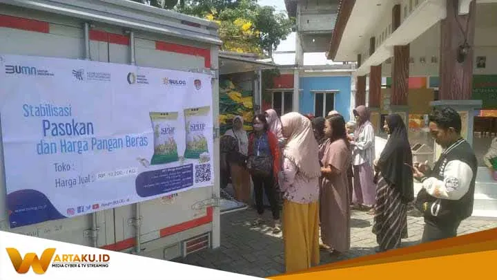 Pemkab Bojonegoro Dan Bulog Gelar Operasi Pasar Selama Oktober Upaya Stabilkan Harga Beras