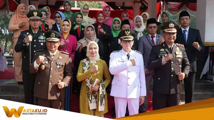 Upacara Puncak HJB Ke-346, Tekad Bersama Membangun Bojonegoro Sampai Tuntas Upacara Puncak HJB Ke 346 Tekad Bersama Membangun Bojonegoro Sampai Tuntas