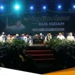 Jamaah Pengajian Gus Iqdam Di Alun Alun Bojonegoro Membludak Ada Dari Kalimantan 1