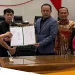 Hadiri Rapat Paripurna DPRD Pj Bupati Bojonegoro Paparkan LKPJ Tahun 2023