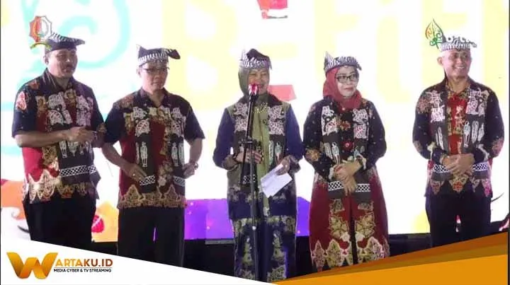 Bojonegoro Thengul International Folklore Festival 2024 Berakhir, Malam Penutupan Berlangsung Meriah Bojonegoro Thengul International Folklore Festival 2024 Berakhir Malam Penutupan Berlangsung Meriah