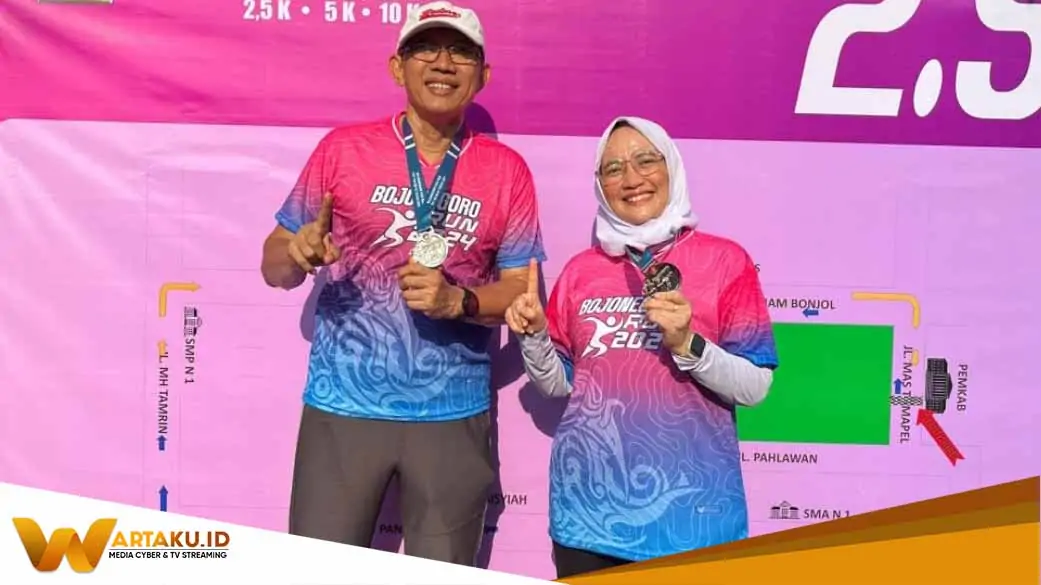 Paslon 01 Teguh Haryono Farida Hidayati Usung Visi Bojonegoro Juara Janji Lapangan Desa GOR Kecamatan Dan Stadion Internasional