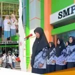 Peringatan Hari Guru di SMP Negeri 1 Balen bertajuk KEMBALI SEKOLAH 1 Peringatan Hari Guru Di SMP Negeri 1 Balen Bertajuk KEMBALI SEKOLAH 1
