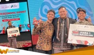 Youth Economic Summit 2025 Andre dan 2 Muridnya Raih Juara 1 Nasional 1 Youth Economic Summit 2025 Andre Dan 2 Muridnya Raih Juara 1 Nasional 1